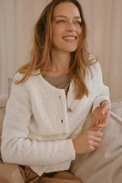 BAWEŁNIANY KARDIGAN O KROJU CHANELKI — SUZY