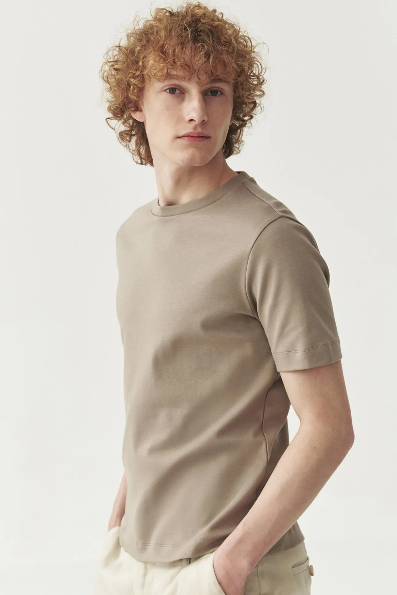 BAWEŁNIANY T-SHIRT MĘSKI — IAN