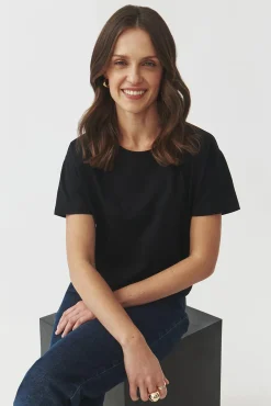 BAWEŁNIANY T-SHIRT OVERSIZE — CARLA