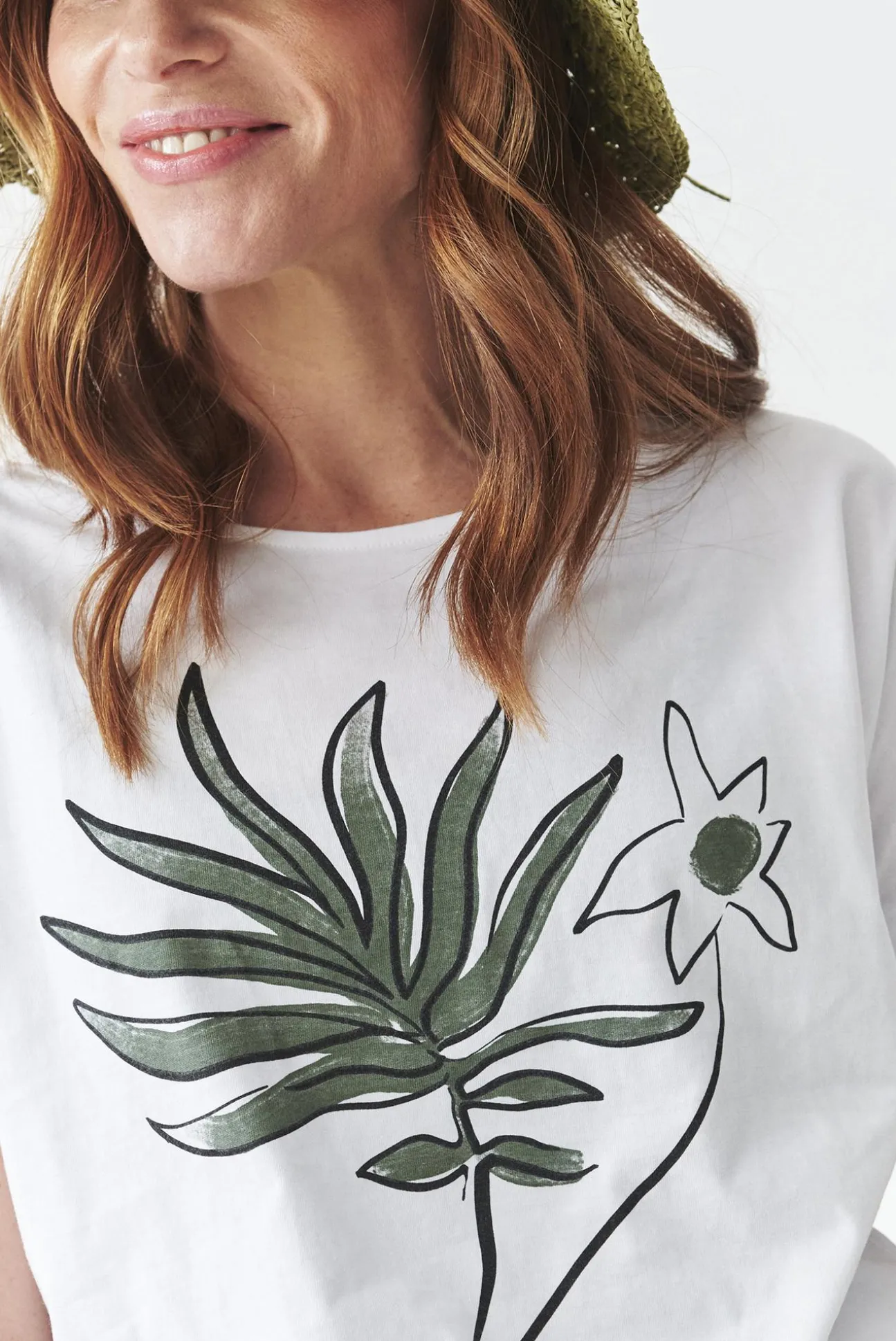 BAWEŁNIANY T-SHIRT Z ROŚLINNYM NADRUKIEM - LALI
