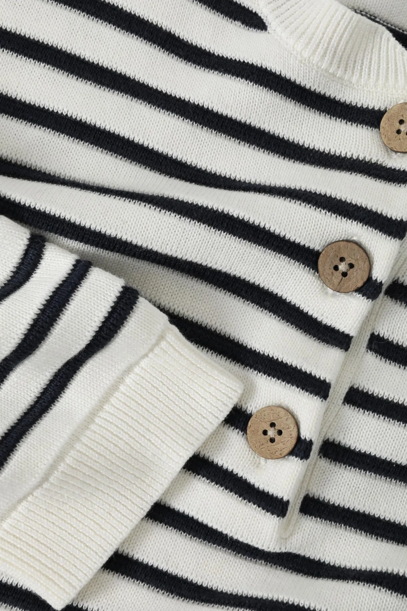 CASUALOWY SWETER DAMSKI W POPRZECZNE PASY — FANNY 1