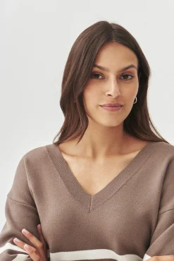DAMSKI SWETER W PASKI - ELIANA