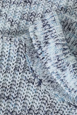 DAMSKI SWETER Z GOLFEM I MELANŻOWYM WZOREM — SPINOLO