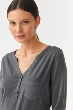 DZIANINOWA BLUZKA DAMSKA Z MINI KIESZONKĄ ASTRID