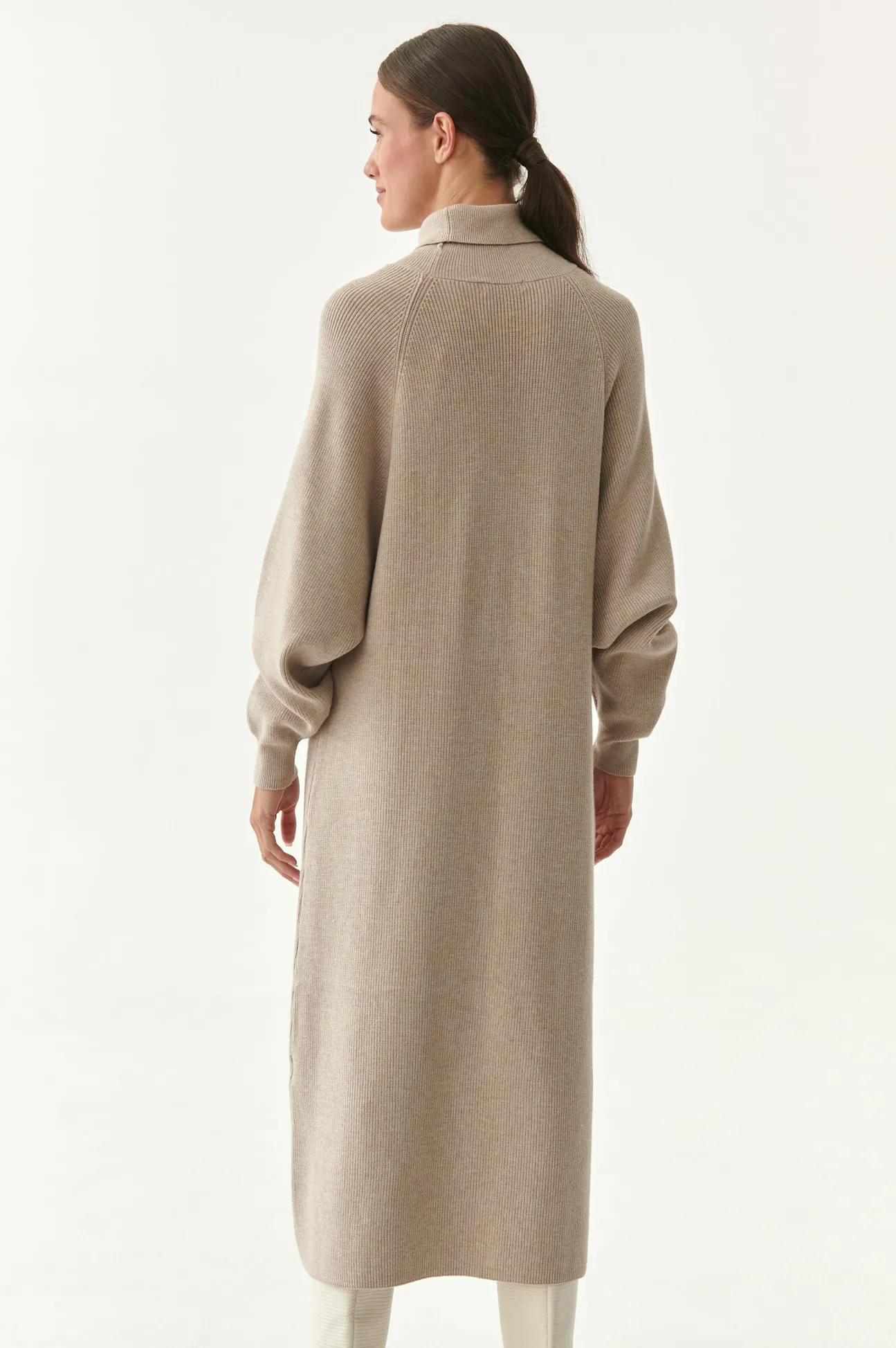 DZIANINOWA SUKIENKA OVERSIZE RONESI