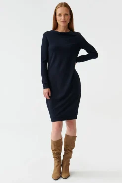 ELEGANCKA SUKIENKA DZIANINOWA Z DŁUGIM RĘKAWEM ARINA