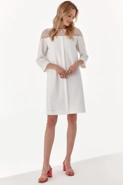 ELEGANCKA SUKIENKA Z HAFTEM KARETA B