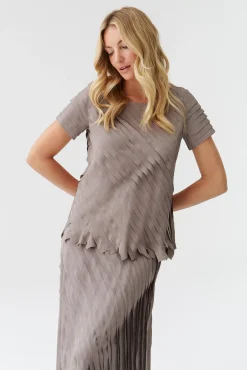 ELEGANCKA TKANINOWA BLUZKA DAMSKA Z KRÓTKIM RĘKAWEM NAKO