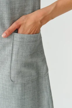 KLASYCZNA SUKIENKA TKANINOWA Z RĘKAWEM 3/4 SKAPI