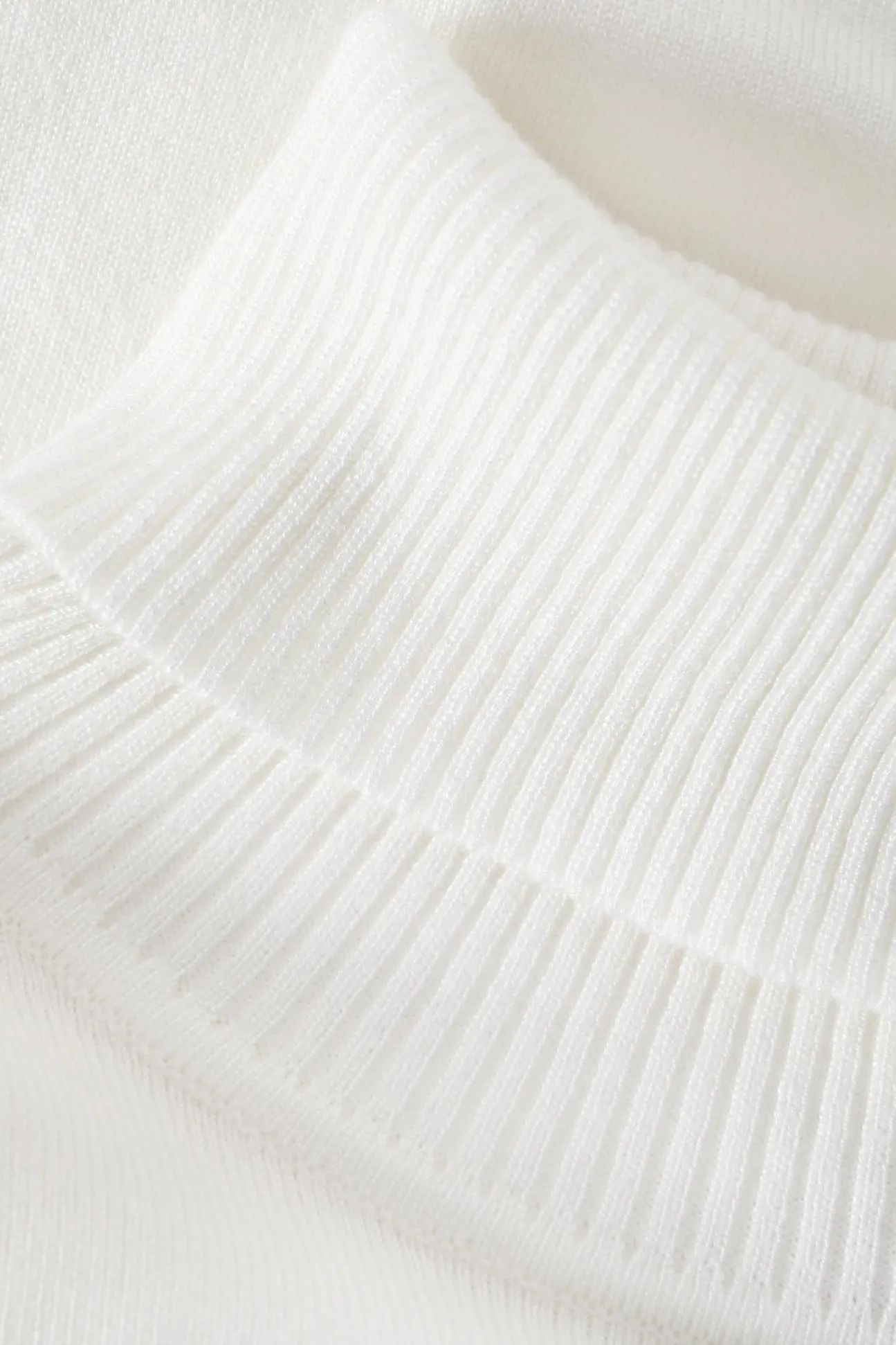 KLASYCZNY DAMSKI SWETER Z GOLFEM - NEKOKI