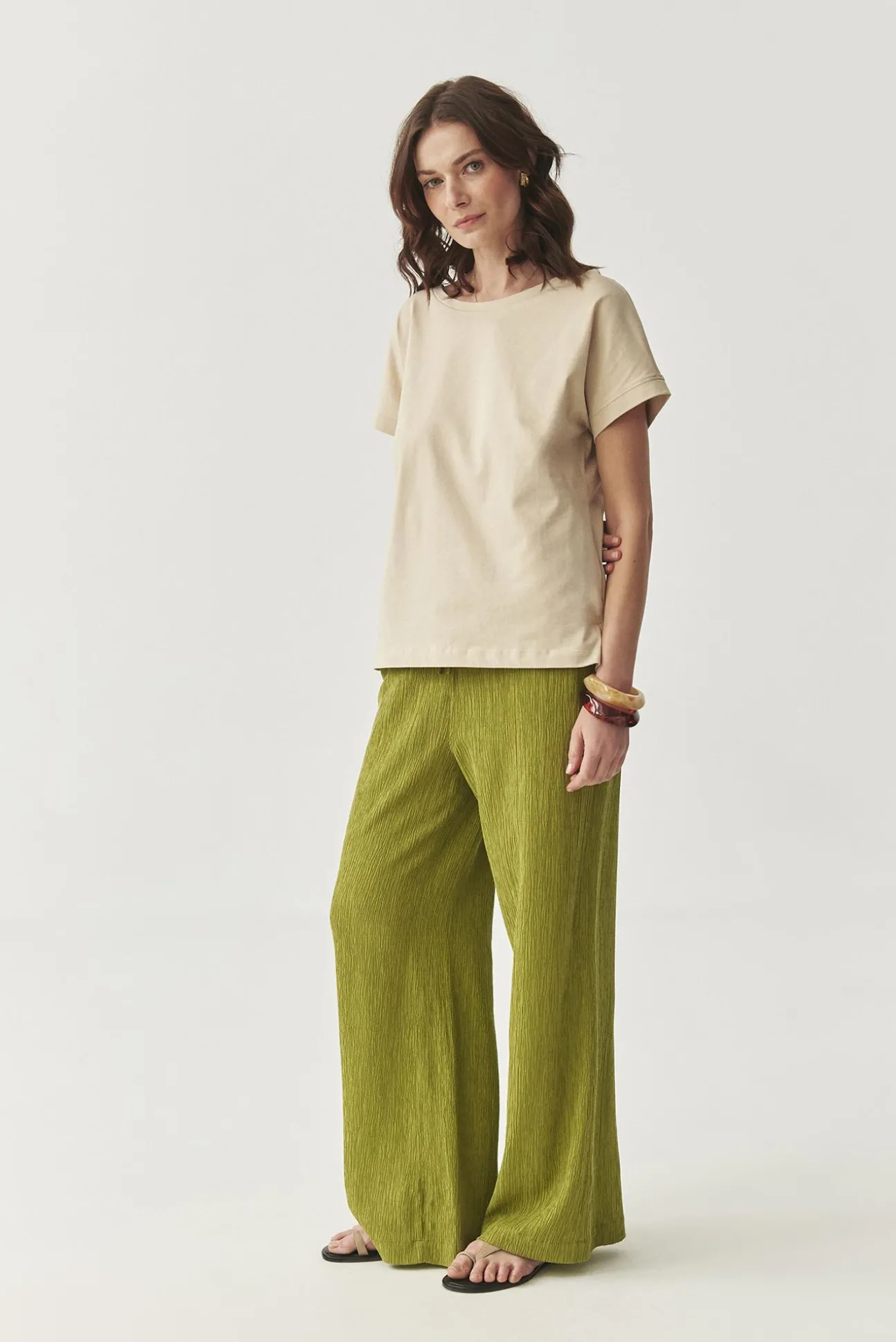 LUŹNY T-SHIRT Z BAWEŁNY - ANOKO 1