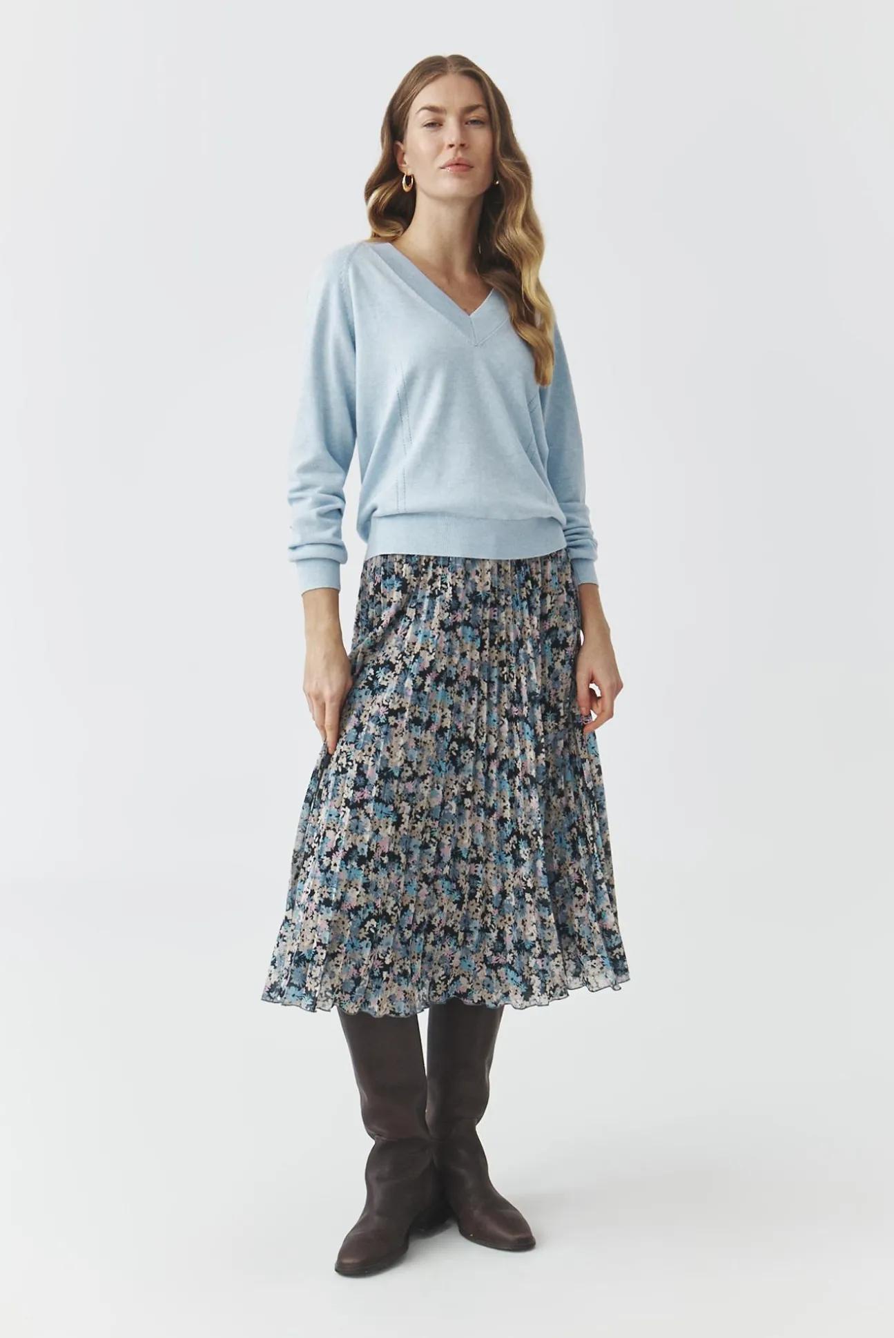 OVERSIZOWY SWETER — SABA