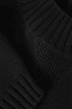 OVERSIZOWY SWETER DAMSKI Z PÓŁGOLFEM - MALMANA 1