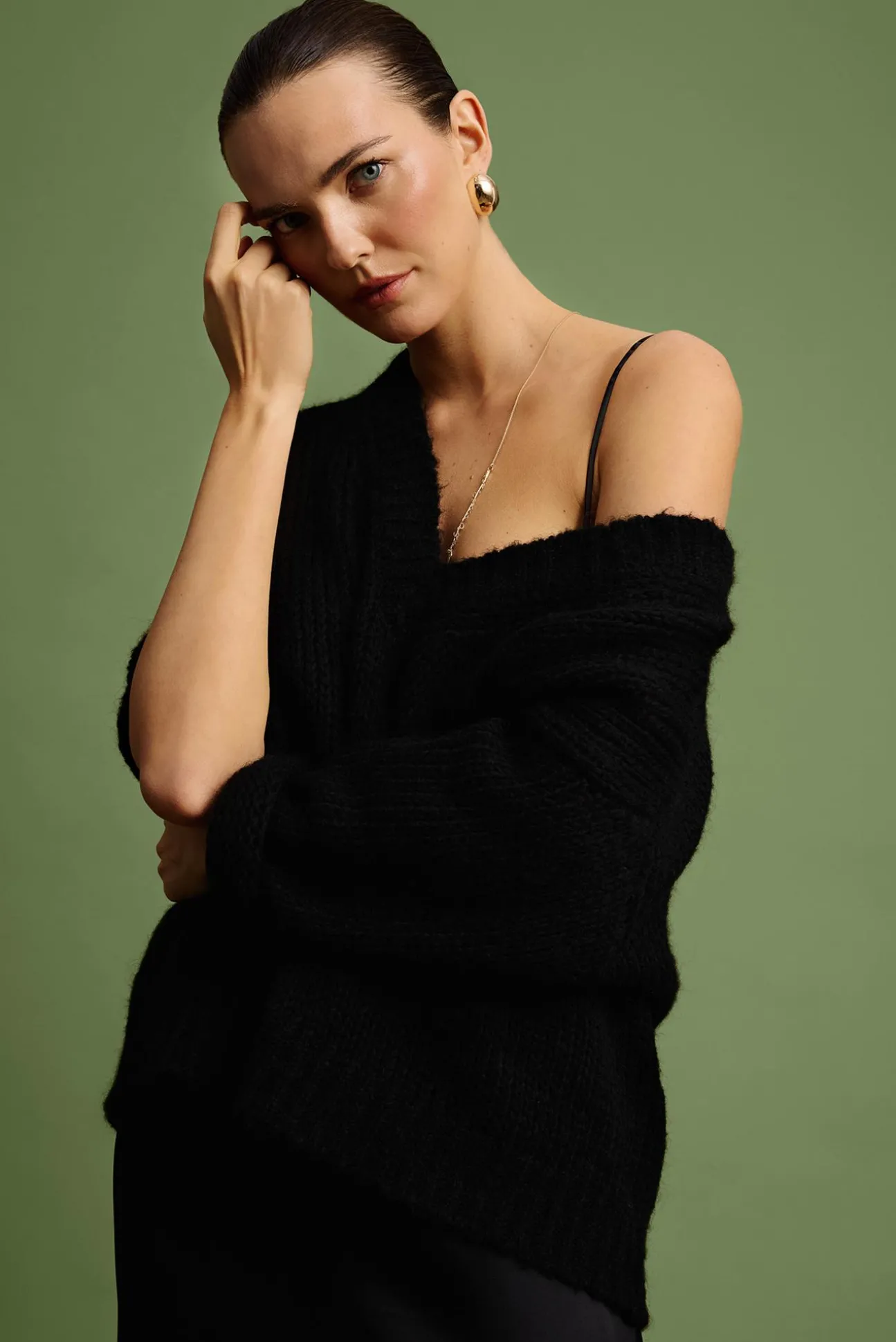 OVERSIZOWY SWETER Z WEŁNĄ I MOHERERM — DAHLIA