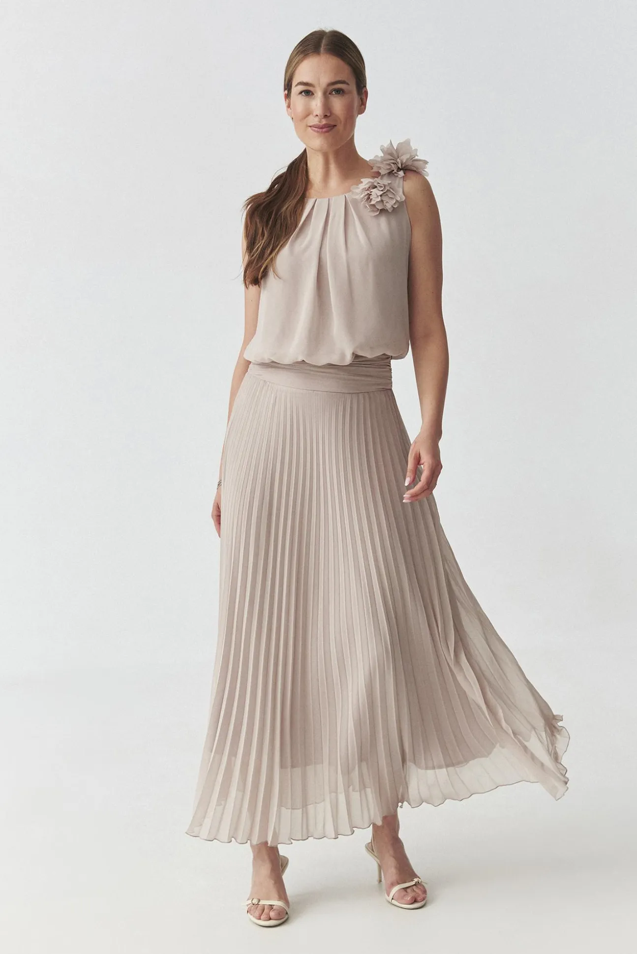 PLISOWANA SUKIENKA MAXI — ROZANI