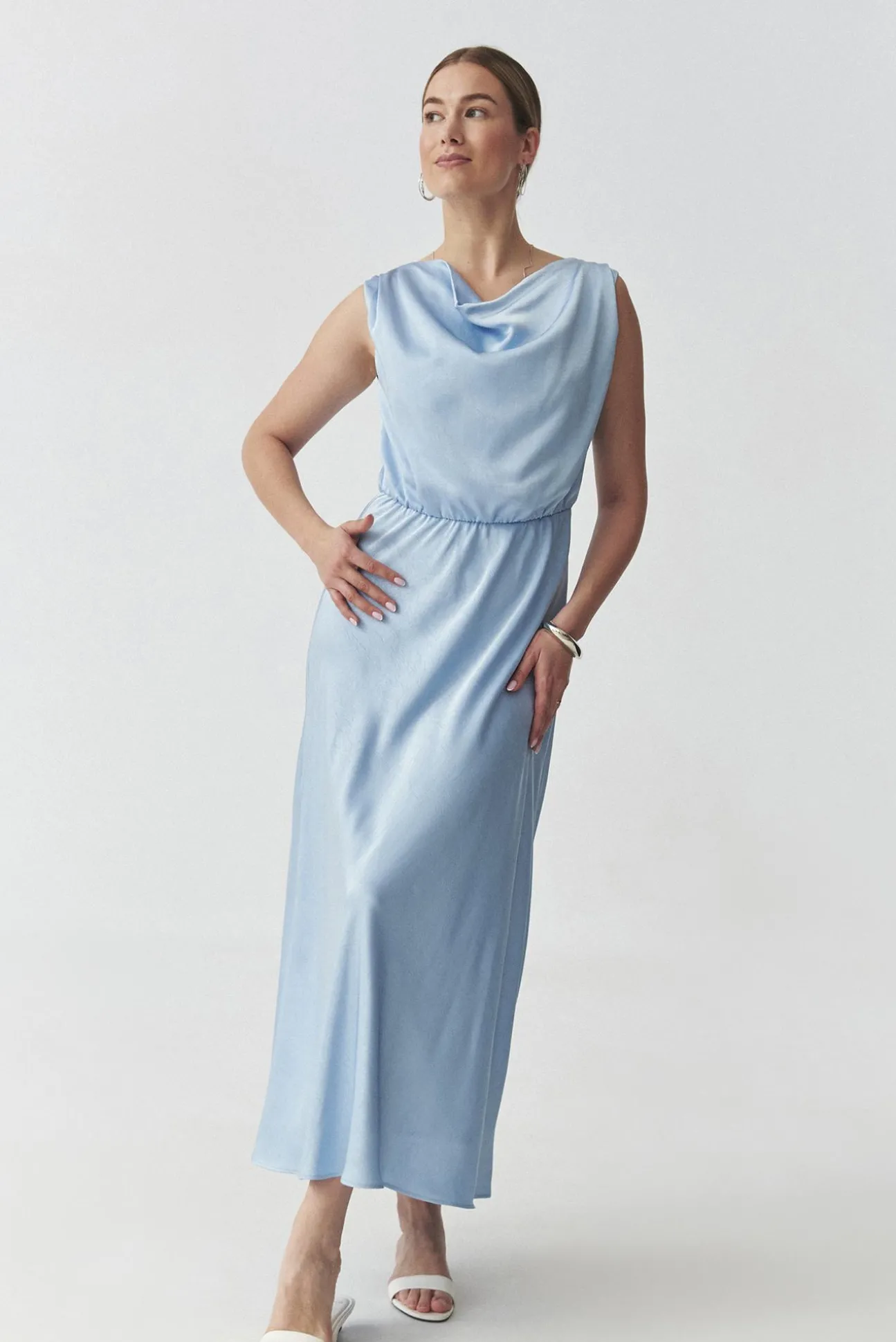 SATYNOWA SUKIENKA MAXI — BELLI
