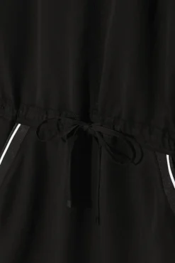 SUKIENKA W SPORTOWYM STYLU KOMIRA