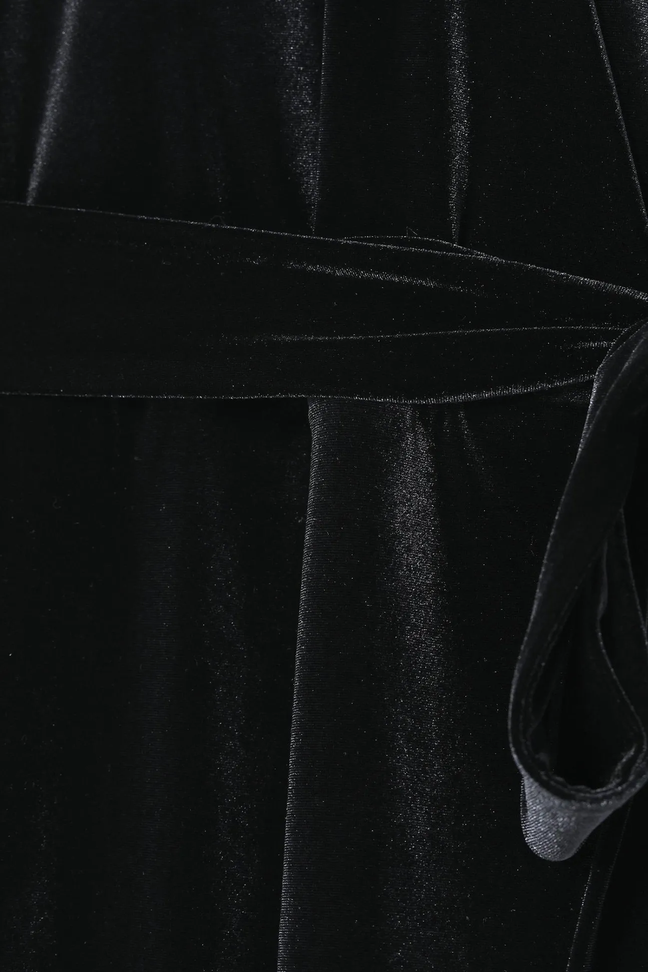 SUKIENKA Z WELUROWEJ DZIANINY Z WIĄZANIEM VELVI