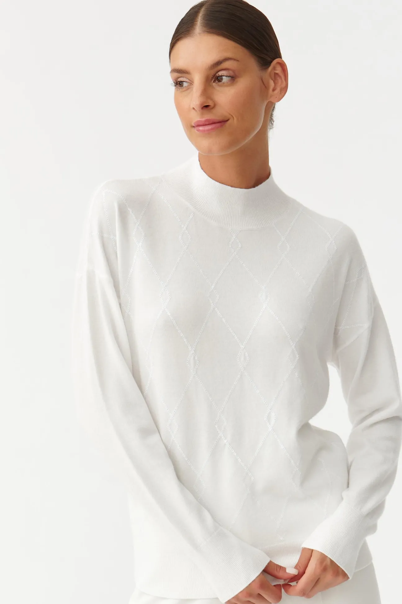 SWETER DAMSKI W CEKINOWE ROMBY CEKIRO