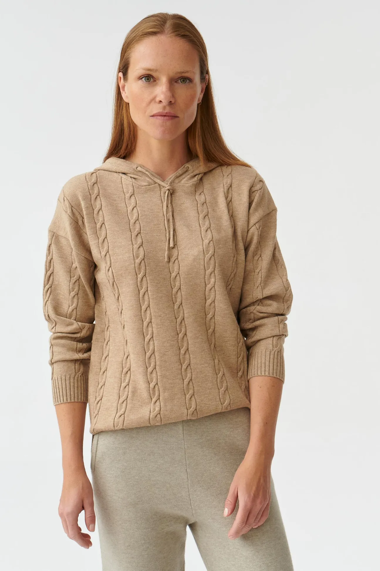 SWETER DAMSKI Z KAPTUREM PILOWO