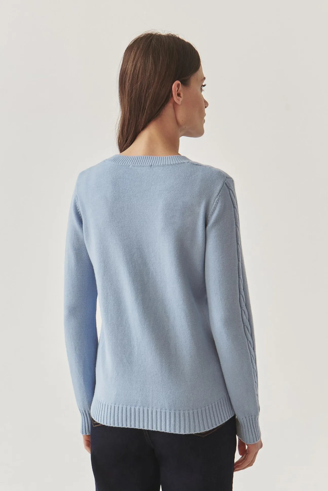 SWETER DAMSKI Z WARKOCZOWYM SPLOTEM - WIRA