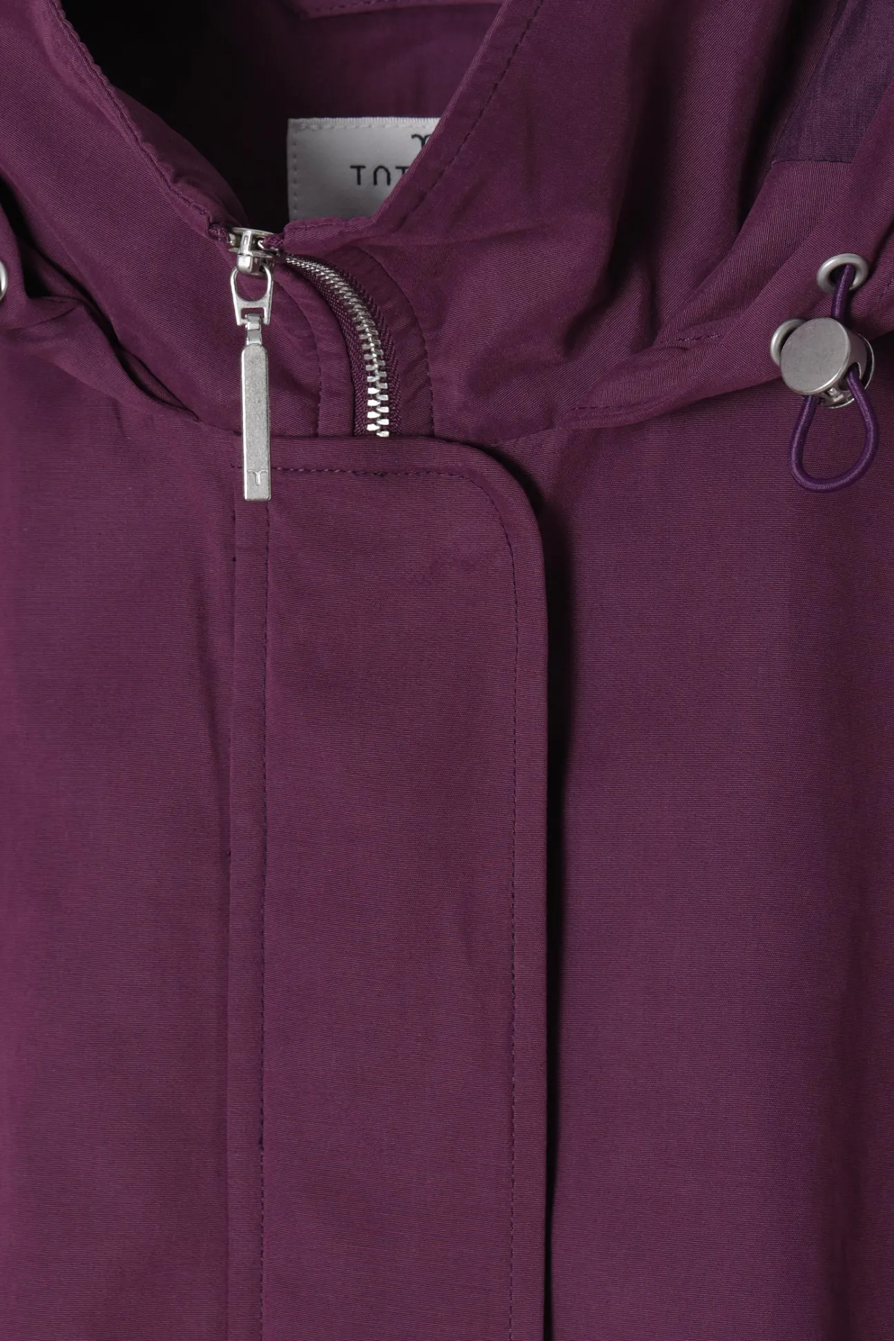 WIOSENNA PARKA IMPLODI